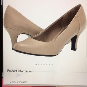 Lifestride Presto tan pump